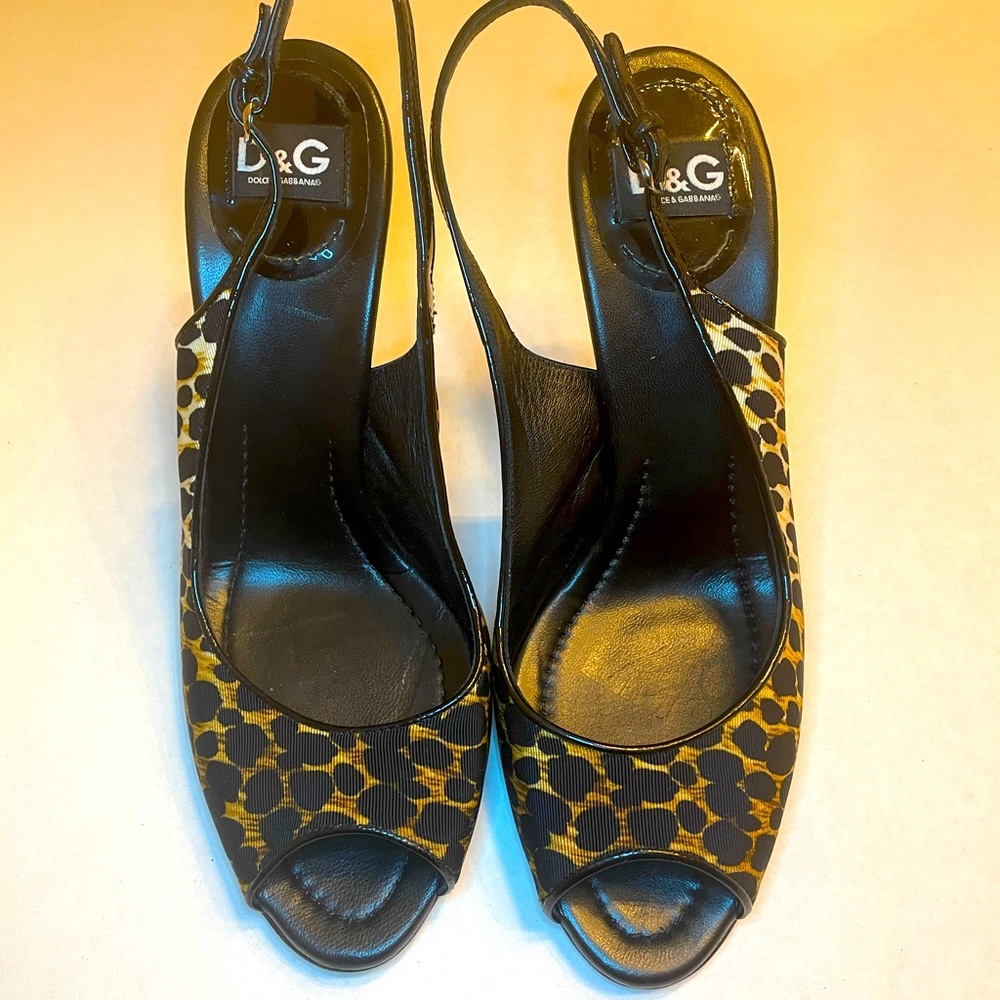 Dolce & Gabbana D&G Animal Print Peep Toe Pumps